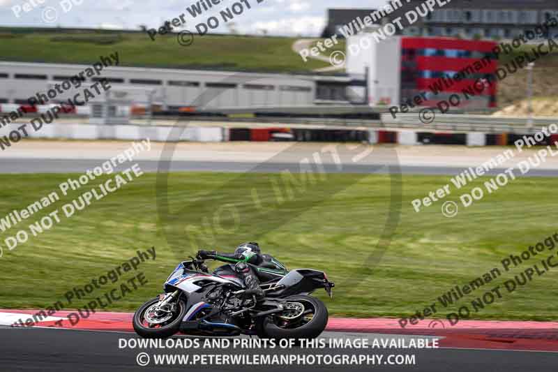 cadwell no limits trackday;cadwell park;cadwell park photographs;cadwell trackday photographs;enduro digital images;event digital images;eventdigitalimages;navarra;no limits trackdays;peter wileman photography;racing digital images;trackday digital images;trackday photos